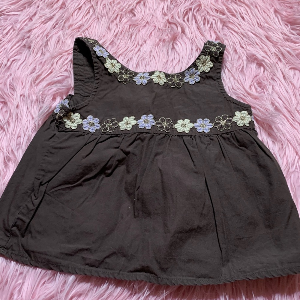 Gymboree Brown sleeveless shirt
